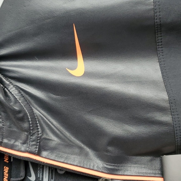 Nike Men Sweatless Water Repellant Full Zip Jacket Hooded Medium - Picture 3 of 9